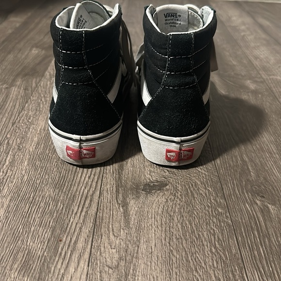 Platform vans - Picture 5 of 5